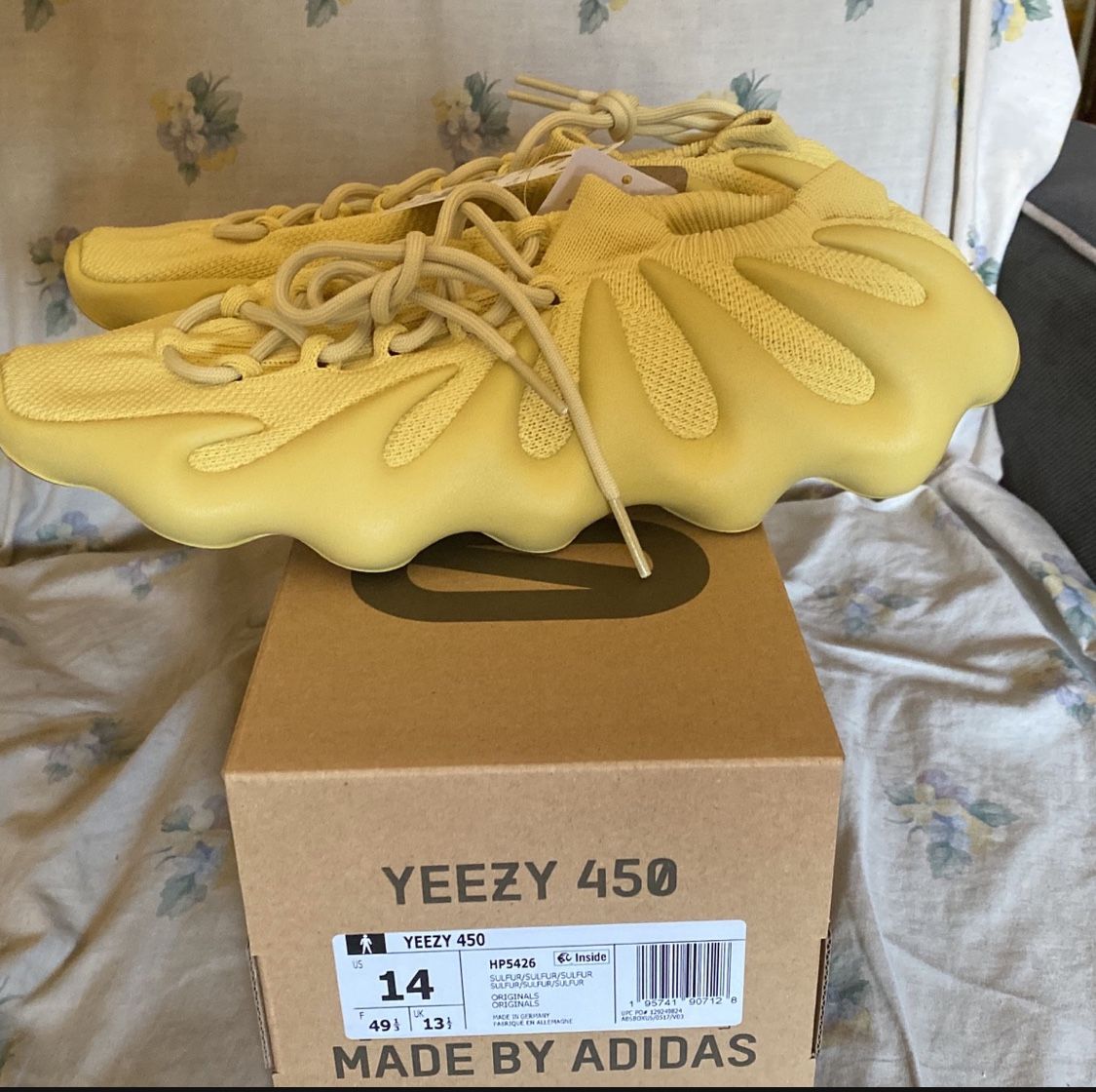 YEEZY 450 SULFUR SIZE 14