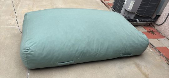 Outdoor bean bag