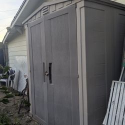 Keter Resin Shed 5ft 6" Wide X 6'8" L