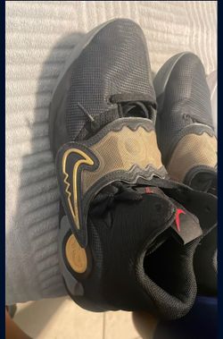KD Basketball Shoes