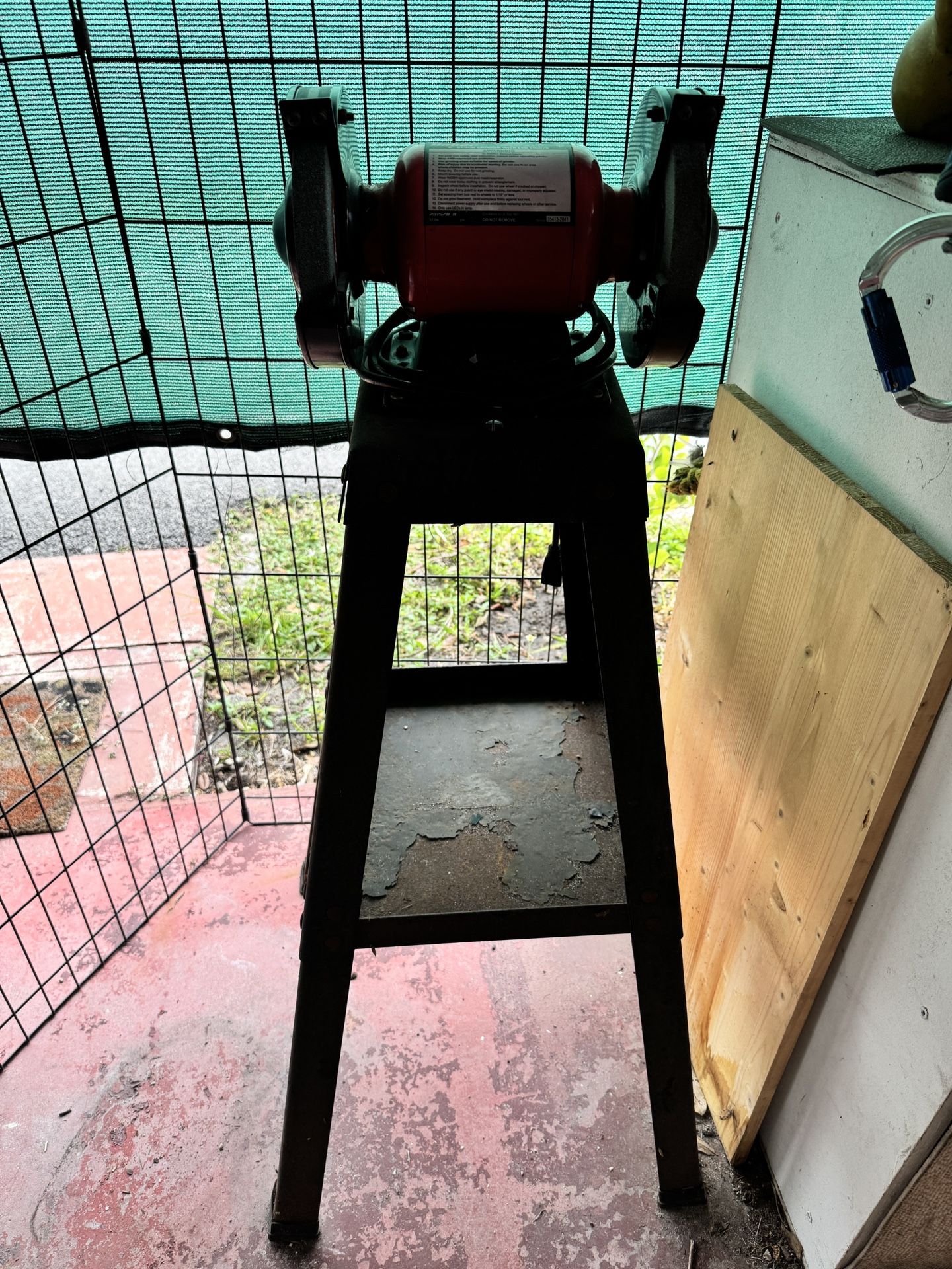 BAUER 6” Bench Grinder