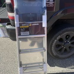 Gorilla 3-step Ladder 