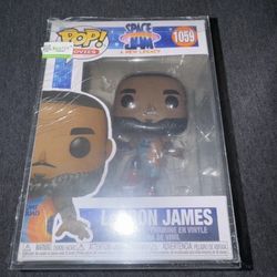 Funko Pop! Vinyl: Space Jam - LeBron James #1059 w/ Protector