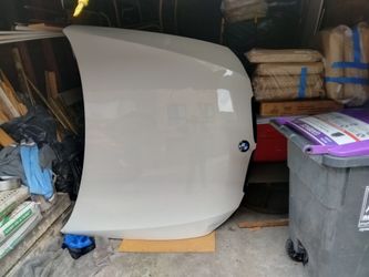 BMW HOOD