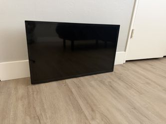 Insignia NS-32DF310NA19 32" F20 Series LED