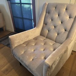 Velvet Tufted Chair