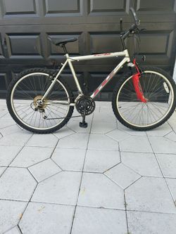 Royce Union Mountain Bike