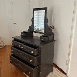 Shabby Chic Dresser Vanity 