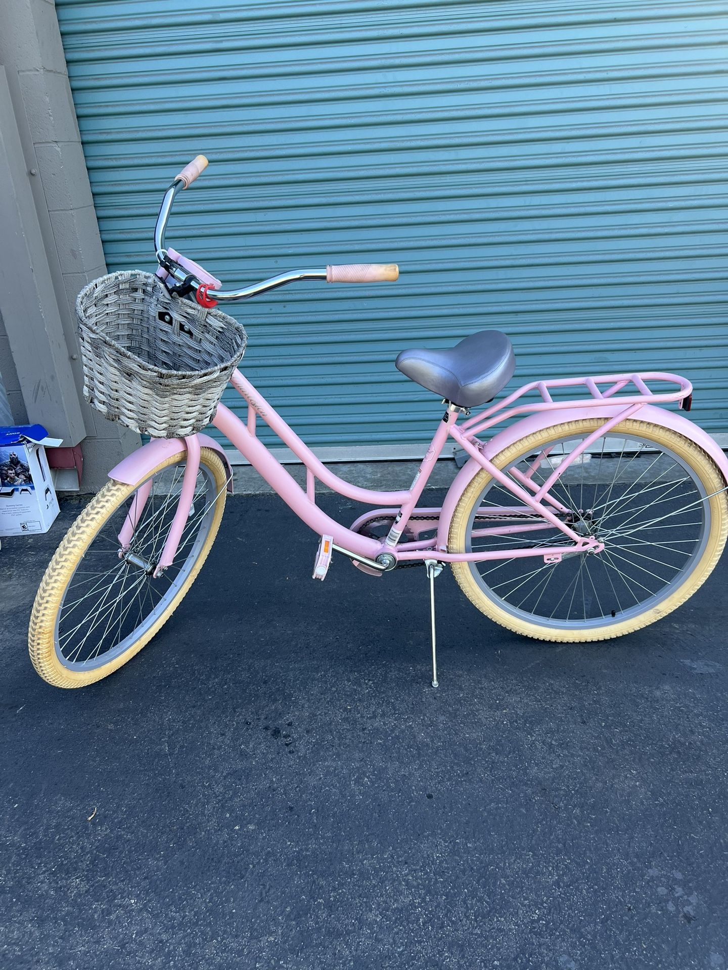 Cruiser Bike ,BCA 26" Charleston