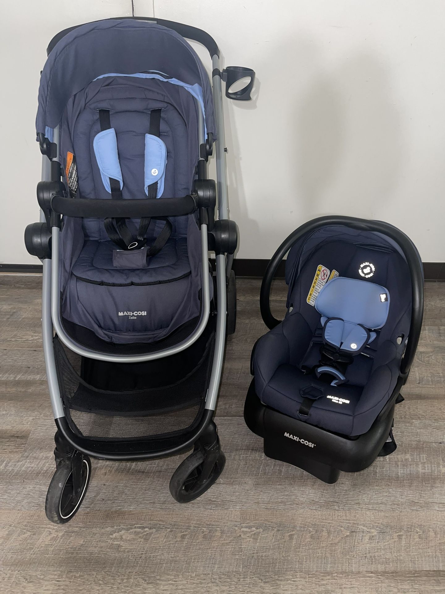 Zelia™² 5-in-1 Modular Travel System Stroller 