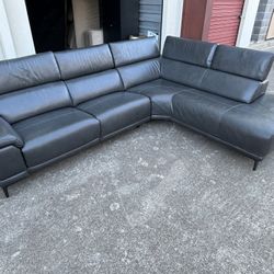 *FREE DELIVERY* Genuine Leather Sectional W/ Power Recliner