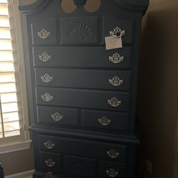 Chest/Drawers