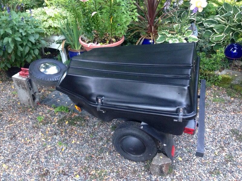 Motorcycle trailer