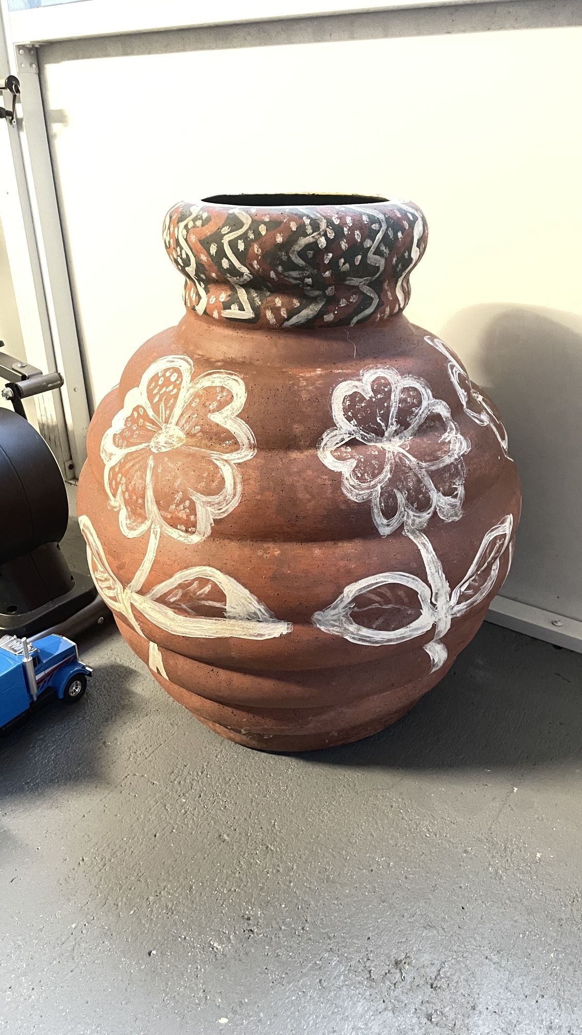 Big plant holder