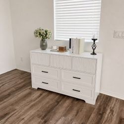 Brand New 47" White 7 Drawer Dresser Modern Fluted Design Sealed In Box