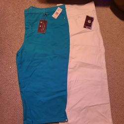 Women's Amanda CAPRI Brand New Size 24w  $15 Each