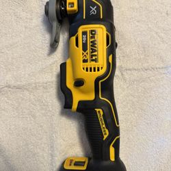 Dewalt 20V Multi-Tool XR - New $120