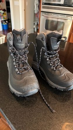 Columbia 200 Grams Insulated Winter Hiking Boots