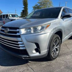 2018 Toyota Highlander 