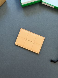 New And Authentic Bottega Veneta Cassette Card Holder