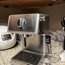 Dēlonghi espresso machine
