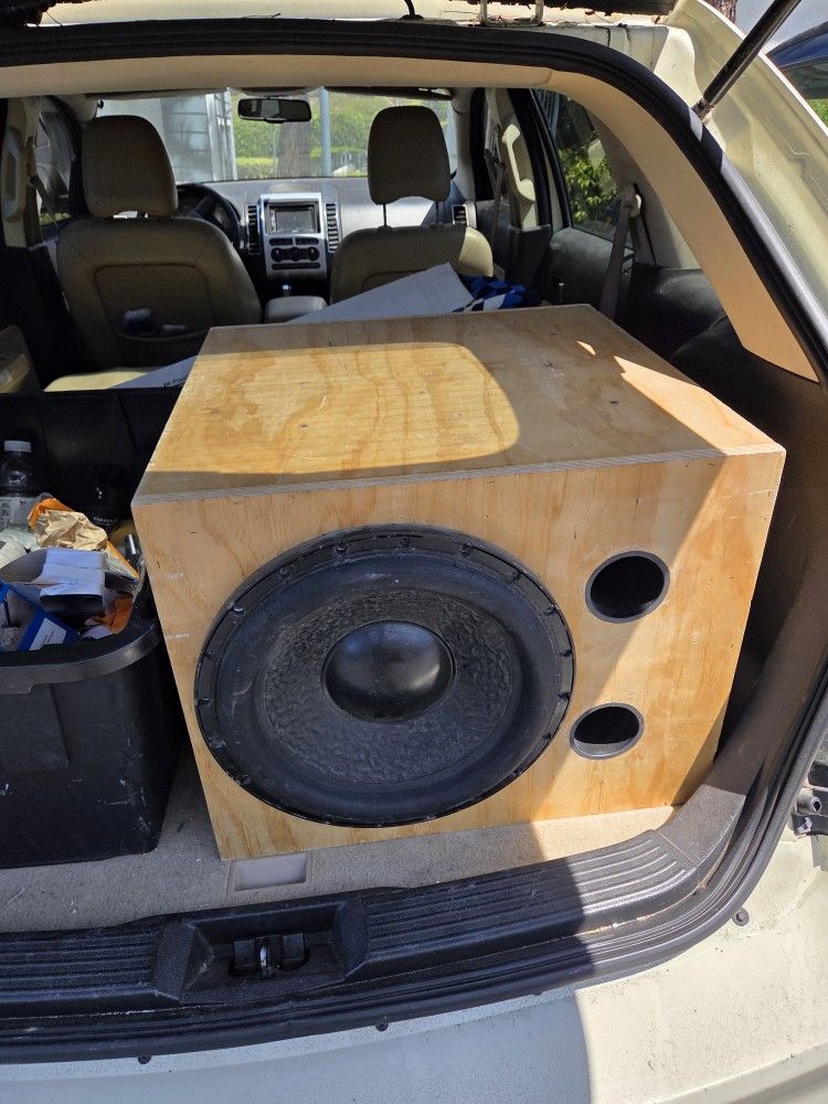 Hertz Spl Monster Subwoofer And Box