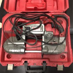 Milwaukee 6230N Deep Cut Band Saw With Carrying Case