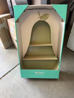 Pillowfort Metal Pear Wall Shelf