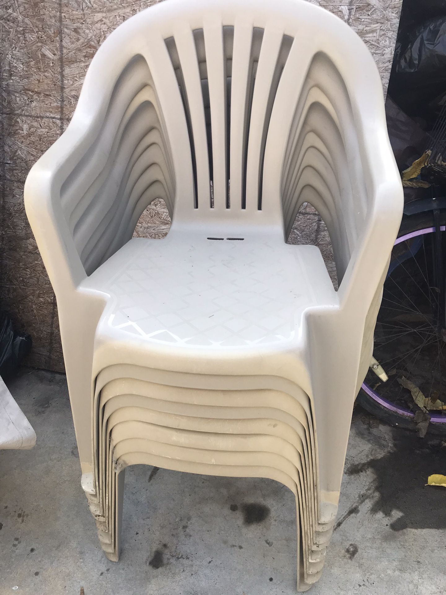 Patio Chairs $4 EACH