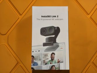 Insta360 Link 2 4K AI Tracking Webcam Box Mount Cable