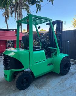 Forklift