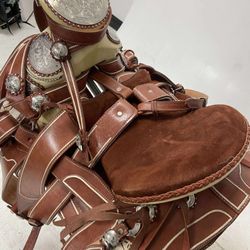 Nueva montura charra Pitiada original con Herrage y medio fuste plateado