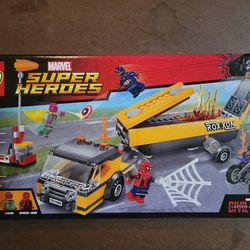 LEGO Marvel Super Hero Tanker Truck Takedown Exclusive Toys R Us New Factory  Sealed Retired