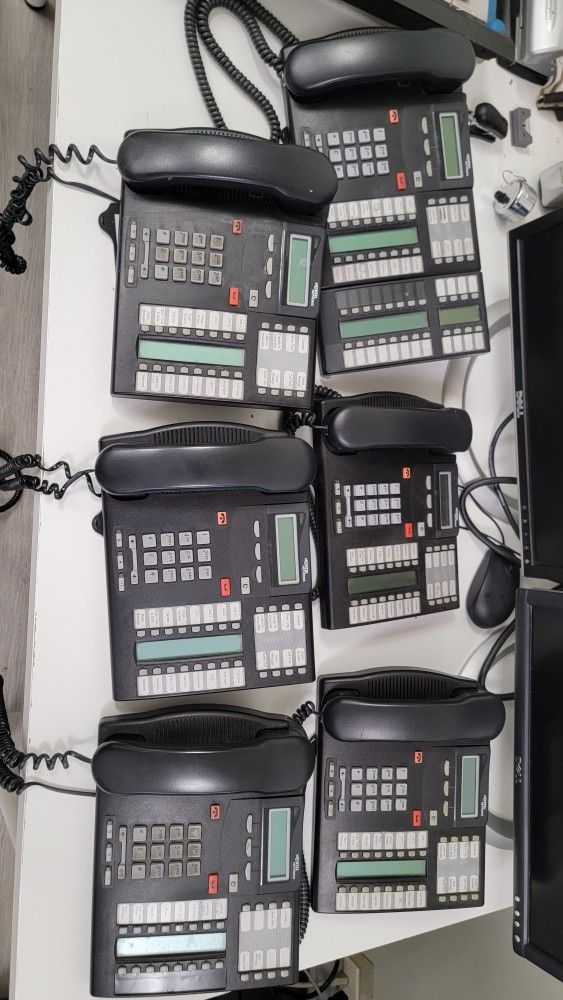 Business Telephone: Nortel Networks Receptionist Phone & 4 Desktop Phones.