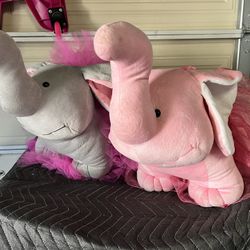 Medium Size Elephant