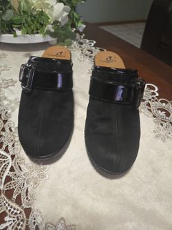 iComfort Black Suede Mule Clogs with Buckle