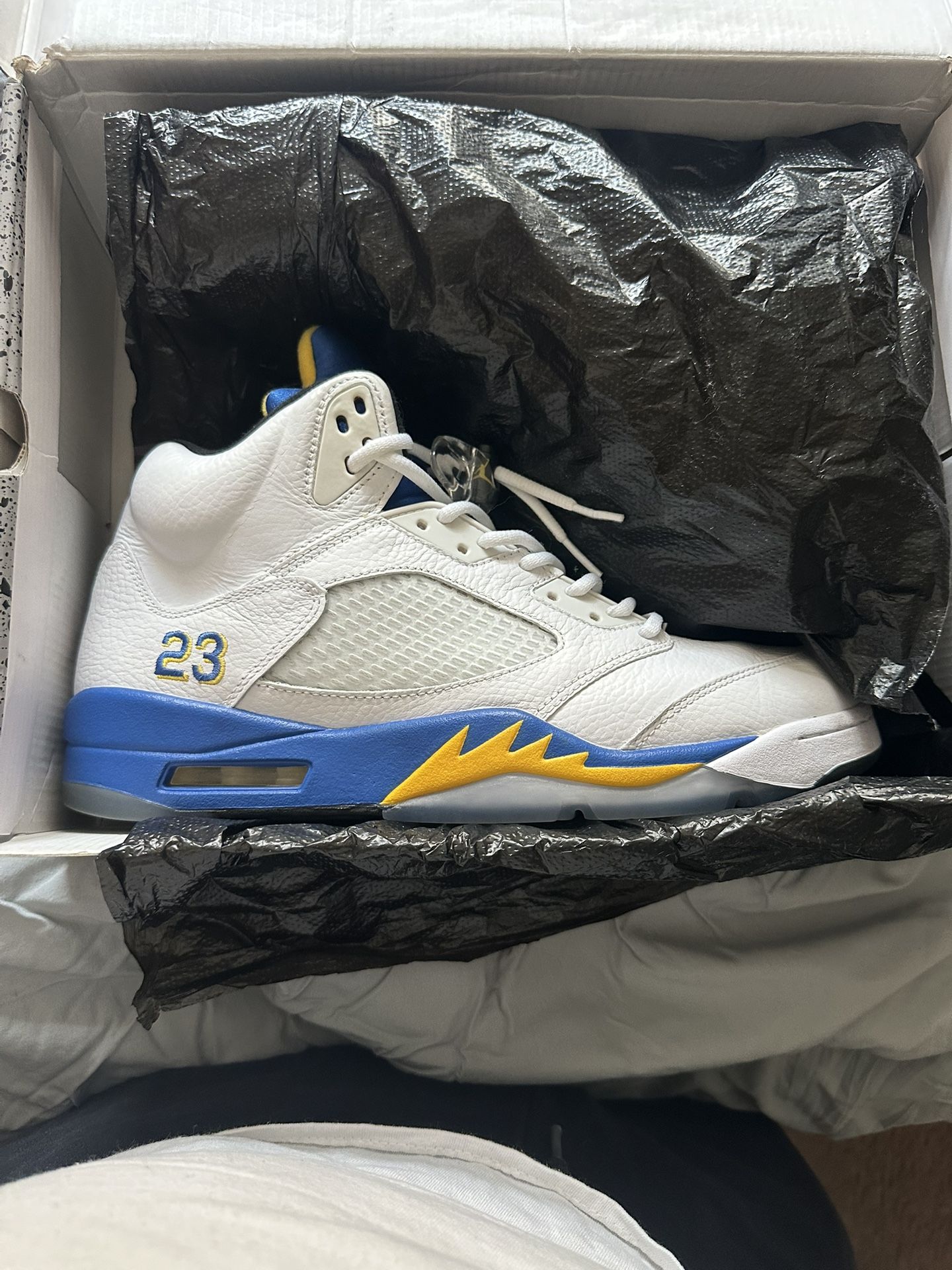 Air Jordan 5 Laney (2013)