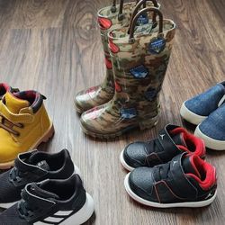 Boys Size 5 Shoe Bundle 