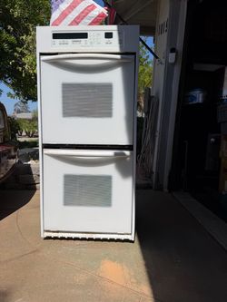KITCHENAID SUPERBA DOUBLE ELECTRIC WALL OVEN —
