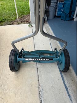 Portable lawn mower