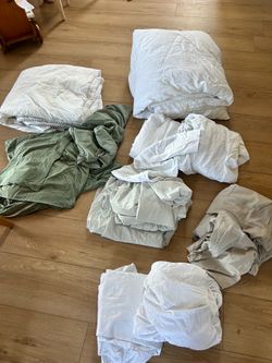 Mixed Bedding Bundle Sheets and Comforters Queen