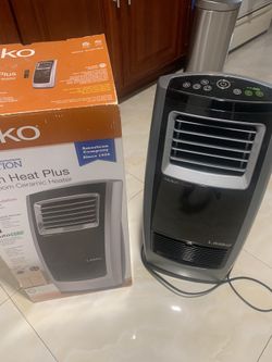Lasko Oscillating 1500W Electric Motion Heat Whole Room Ceramic Heater NO Remote Control, CC23161,