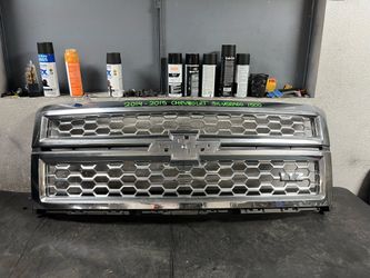 2014-2015 CHEVROLET SILVERADO 1500 GRILL OEM USED #11095
