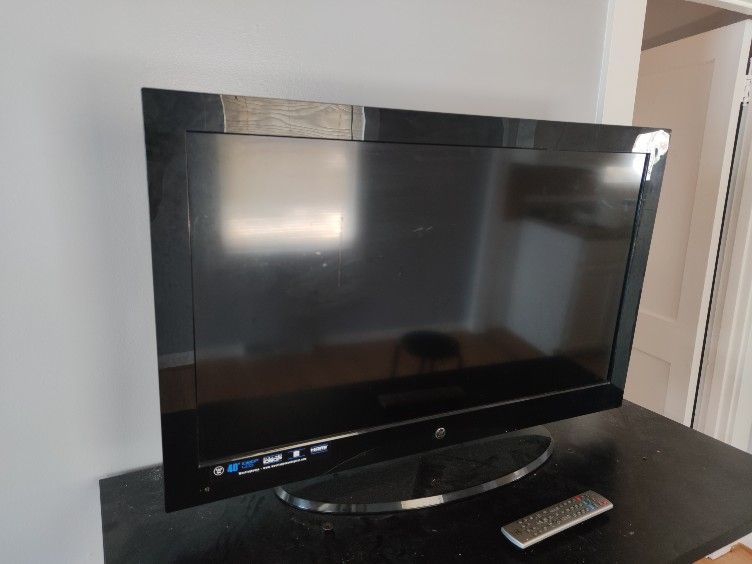 40 Inch TV