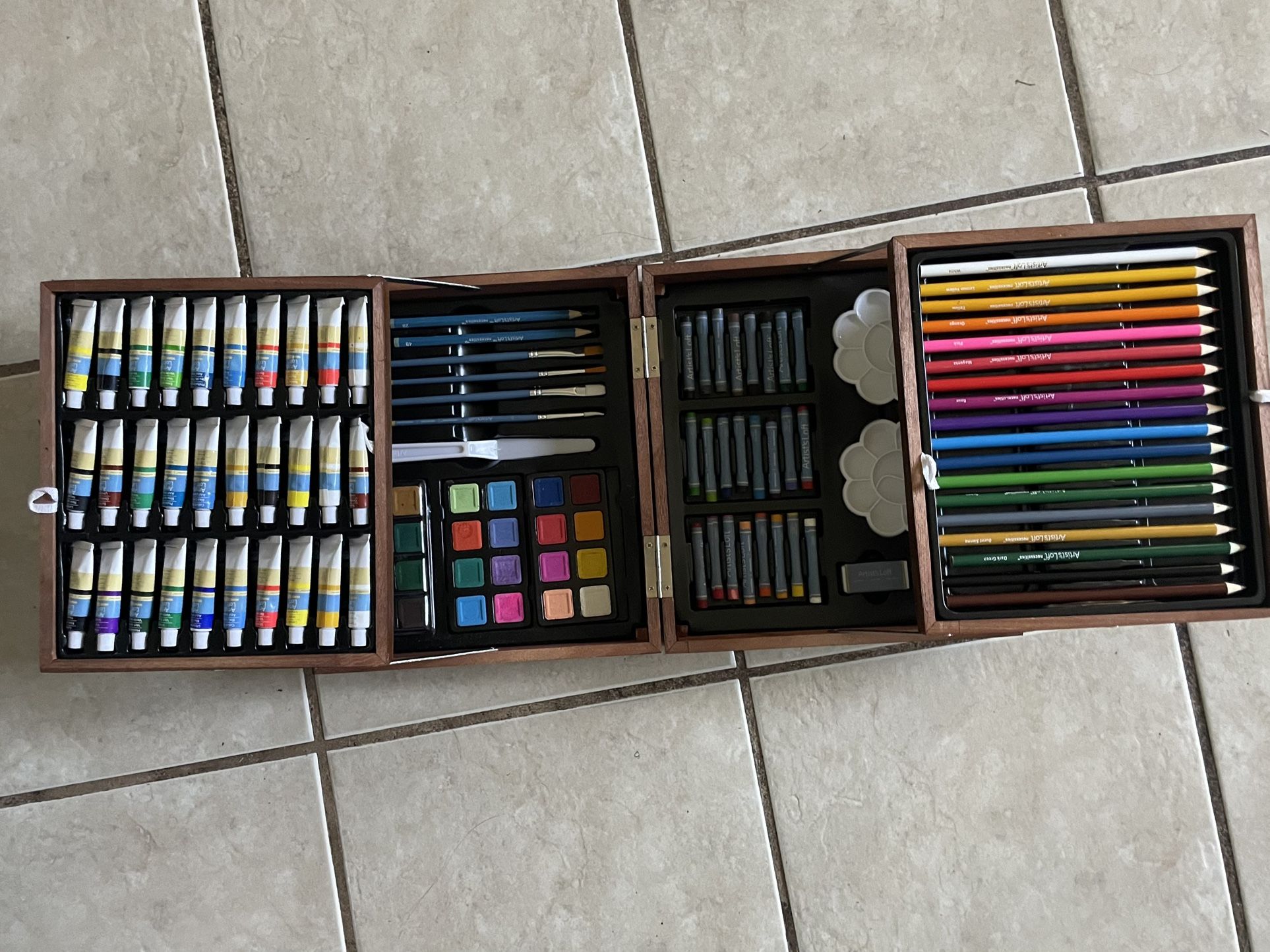 Artist Loft Art Supply Box