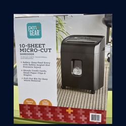 Brand New Micro Cut Paper Shredder 