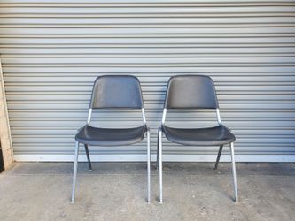 Knoll chairs