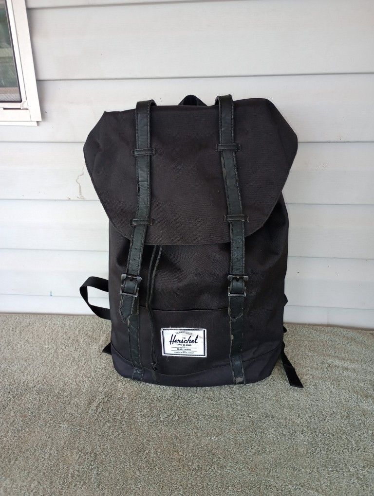 Herschel Supply Co Little America Black Retreat Backpack LapTop Bag Travel Hike