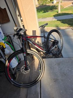 Specialized Carbon Fiber Mountain Bike fir sale