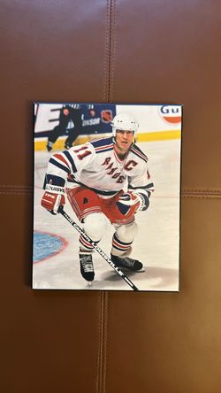 New York Rangers Mark Messier Legendary Hall of Famer Wood Print